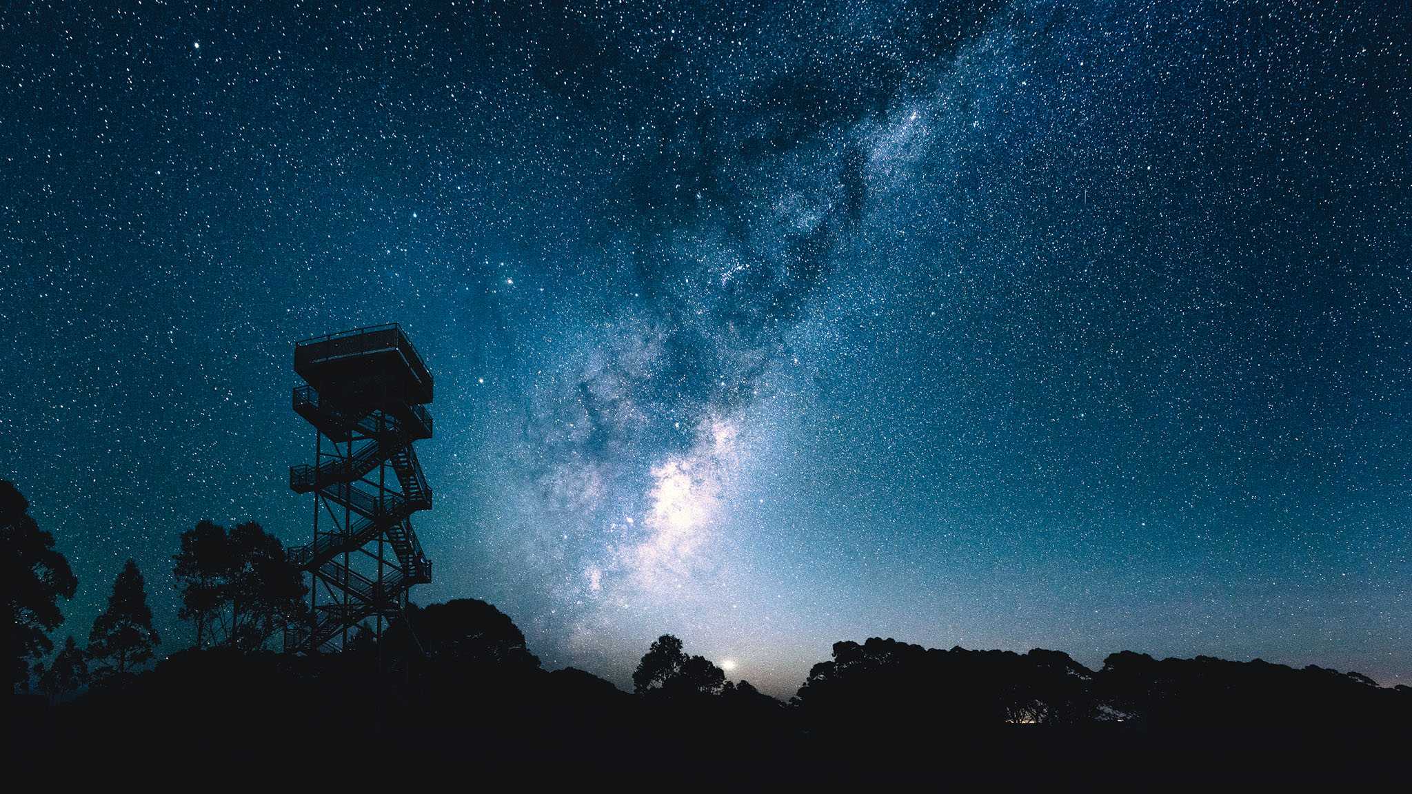 Milky Way over Mount Donna Buang